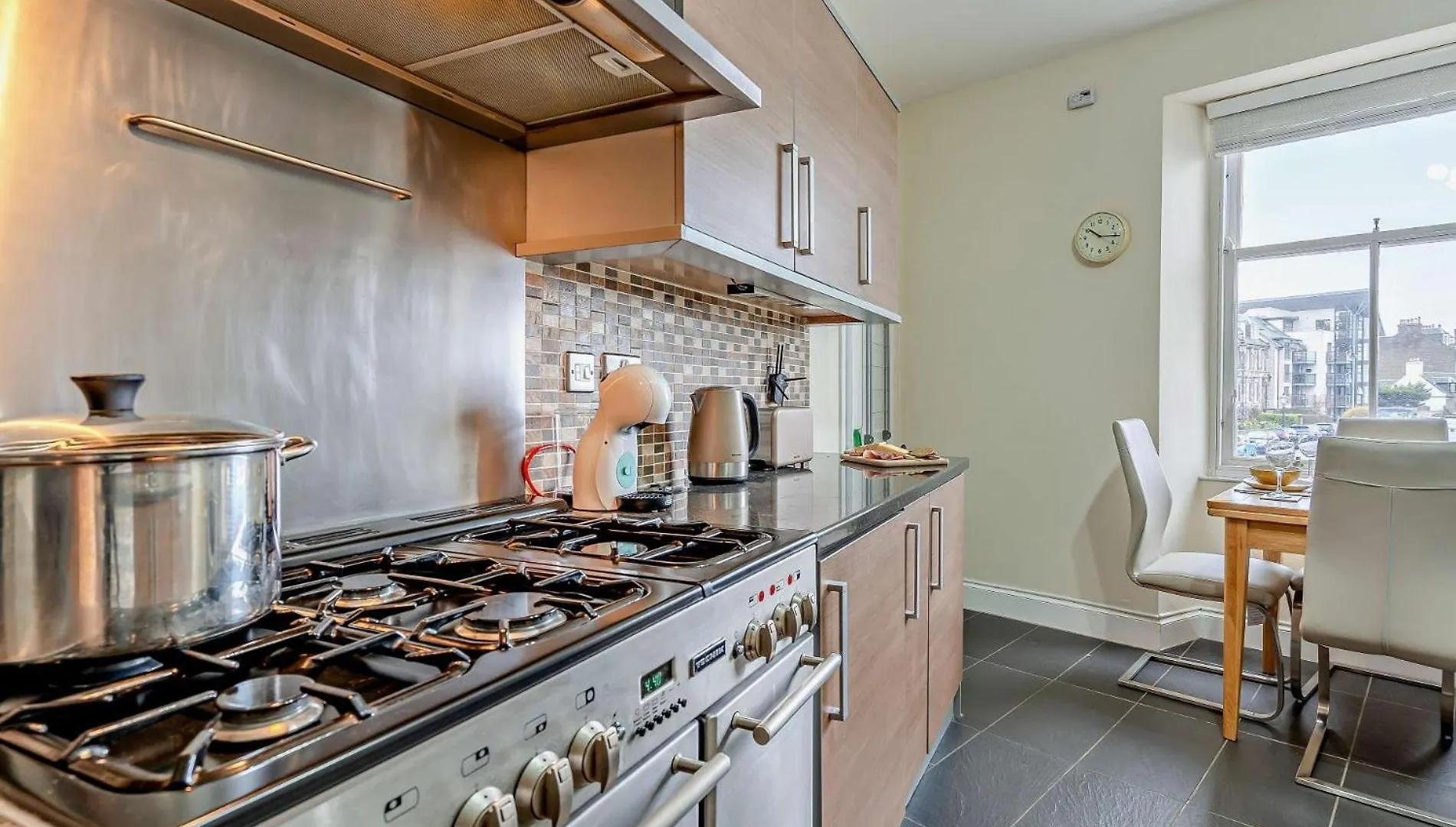 Holiday home 2 Bed In Broughty Ferry 94108 Villa Dundee