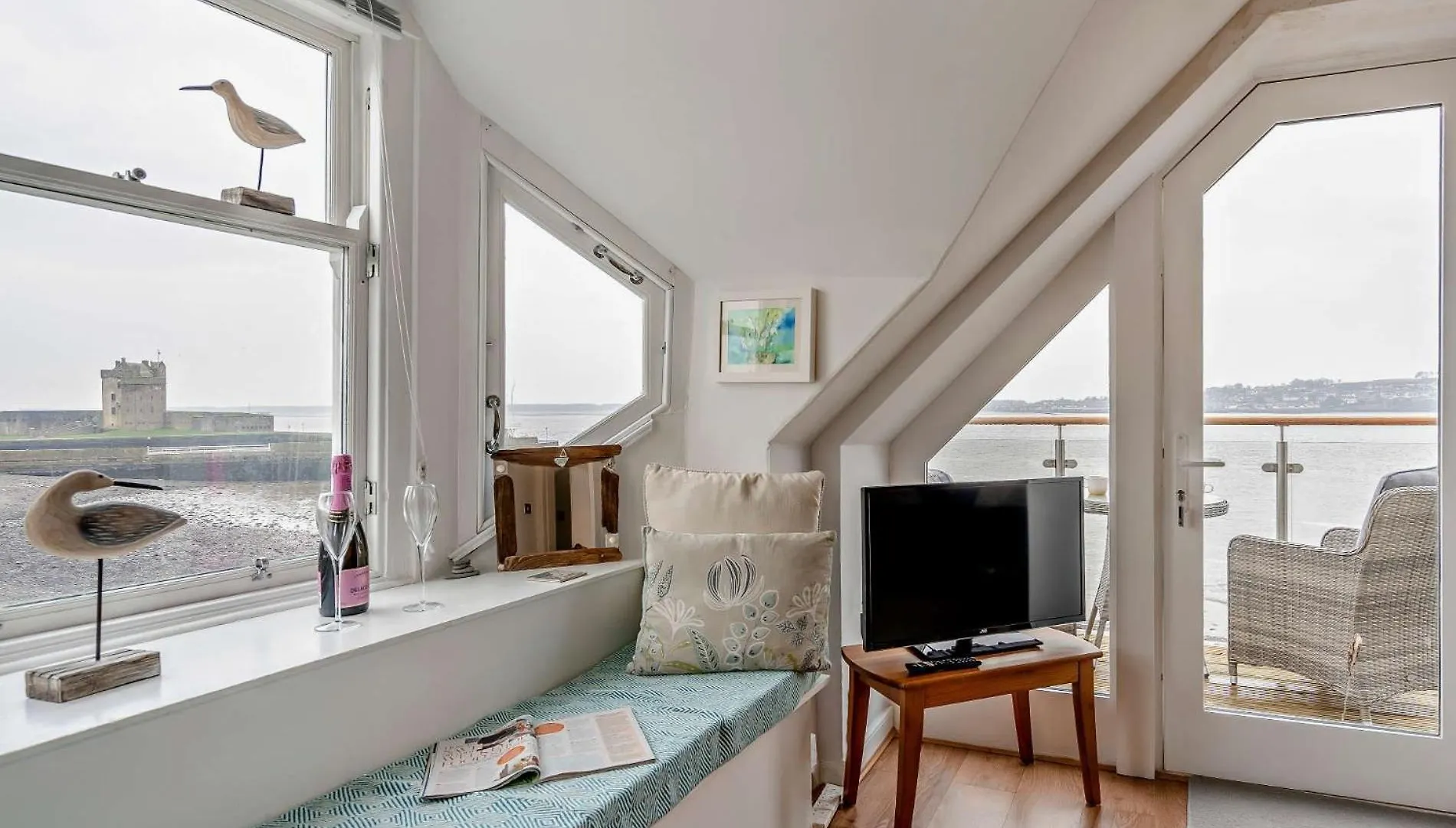 2 Bed In Broughty Ferry 94108 Villa Dundee Holiday home